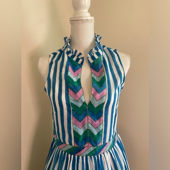 Tuckernuck Oliphant Yoke Dress in Playa Blue Size Small - Picture 4 of 12